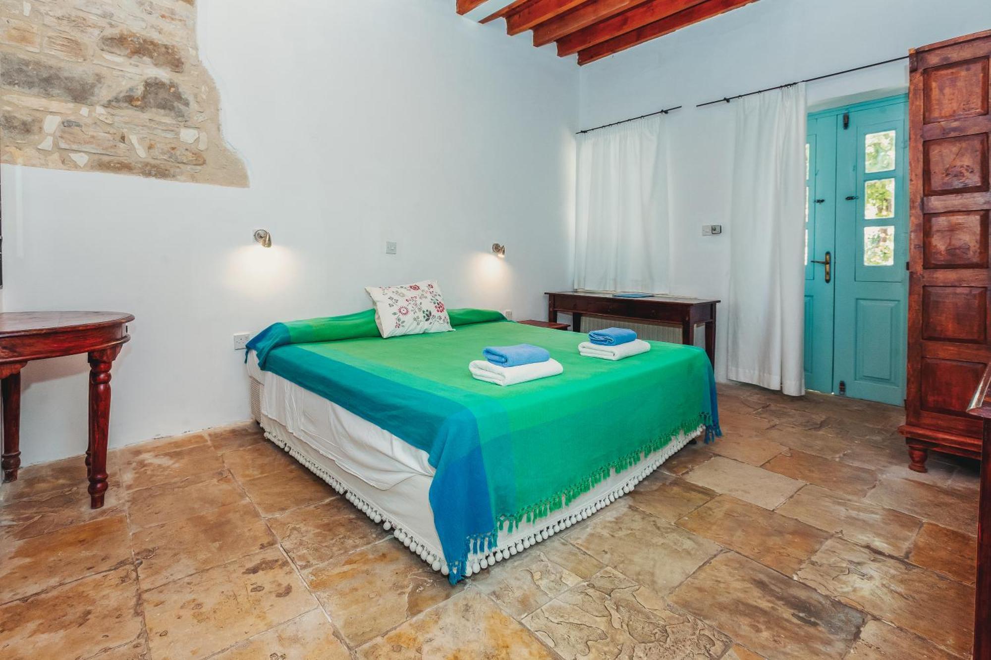 Archondia House - Holiday Apartments With Pool كالافاسوس المظهر الخارجي الصورة