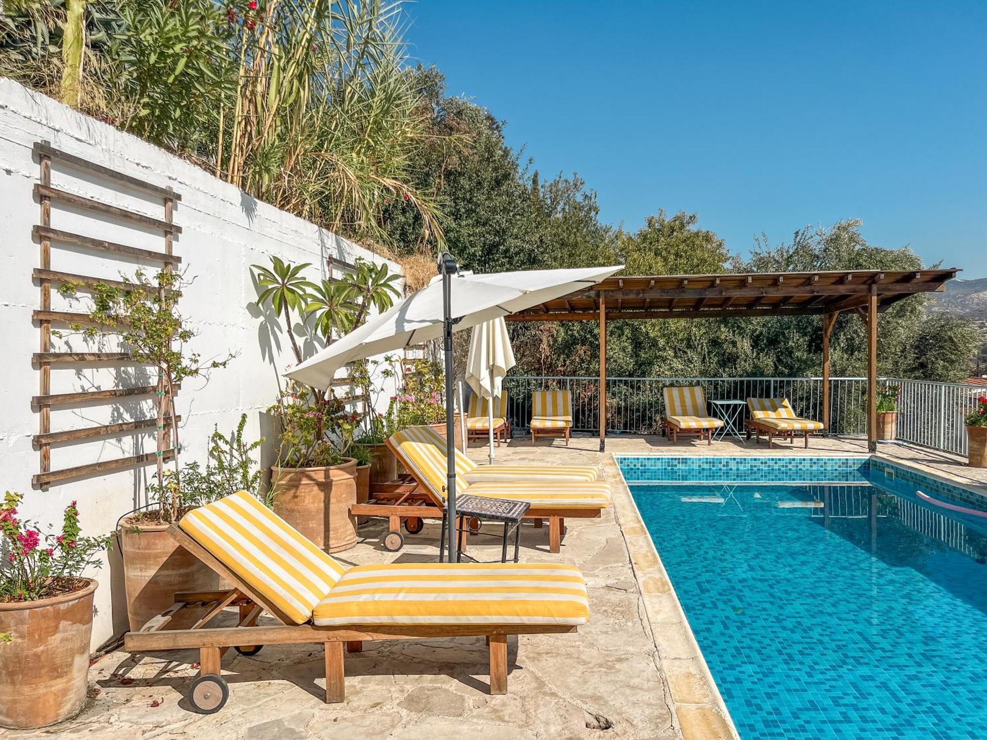 Archondia House - Holiday Apartments With Pool كالافاسوس المظهر الخارجي الصورة